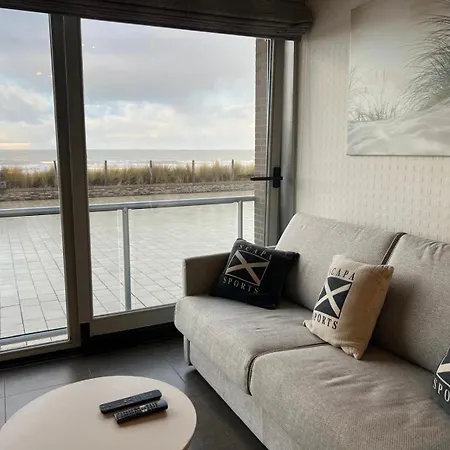 Waves Of Westende - A With A Sea View *